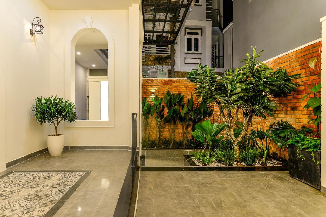 Cozrum Homes The Gallery Residence Hô Chi Minh-Ville Extérieur photo